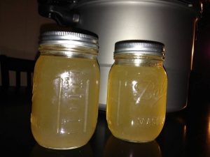 How to Preserve Food by Canning Chicken Stock